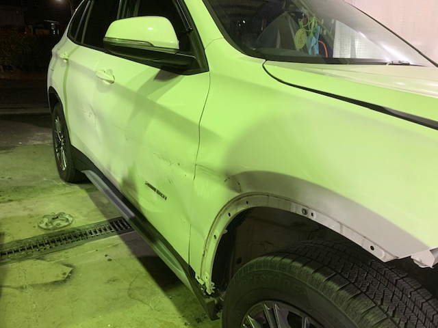 BMW X1板金塗装